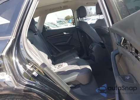 2018 Audi Q5 2.0T Premium/2.0T Tech Premium z USA, uszkodzony, nr VIN WA1BNAFY2J2009912